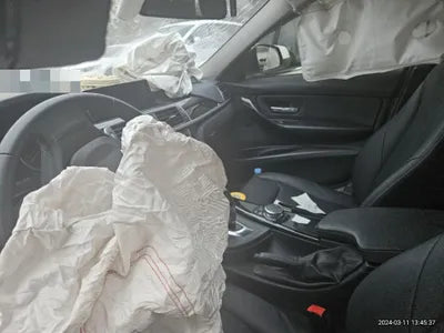 2016 BMW 320 WBA8C5108GK639924 VIN:WBA8C5108GK639924