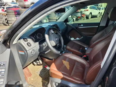 2015 Volkswagen Tiguan VIN: