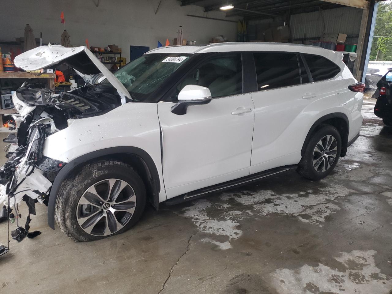 2024 TOYOTA HIGHLANDER LE VIN:5TDKDRAH5RS053566 – VIN Public