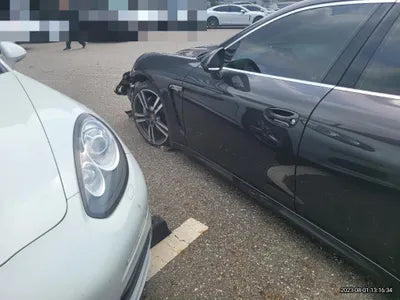 2014 Porsche Panamera VIN: