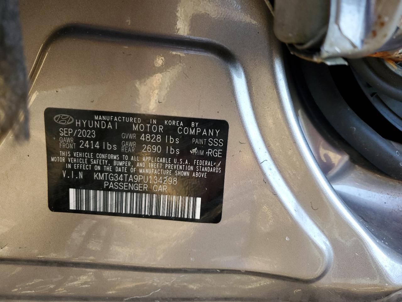 2023 GENESIS G70 BASE VIN:KMTG34TA9PU134298