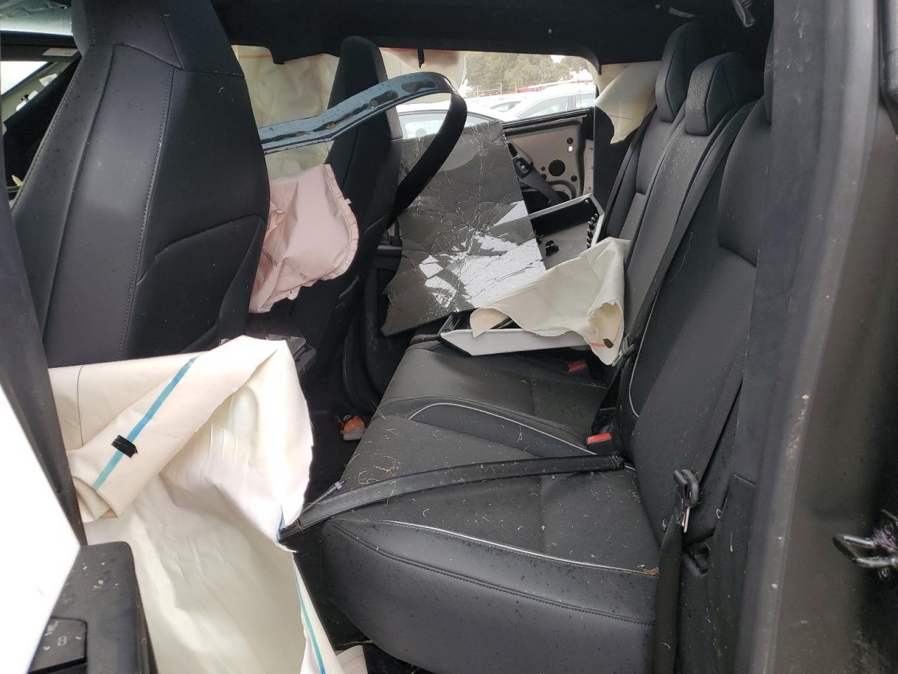 2024 TESLA CYBERTRUCK VIN:7G2CEHED8RA004542