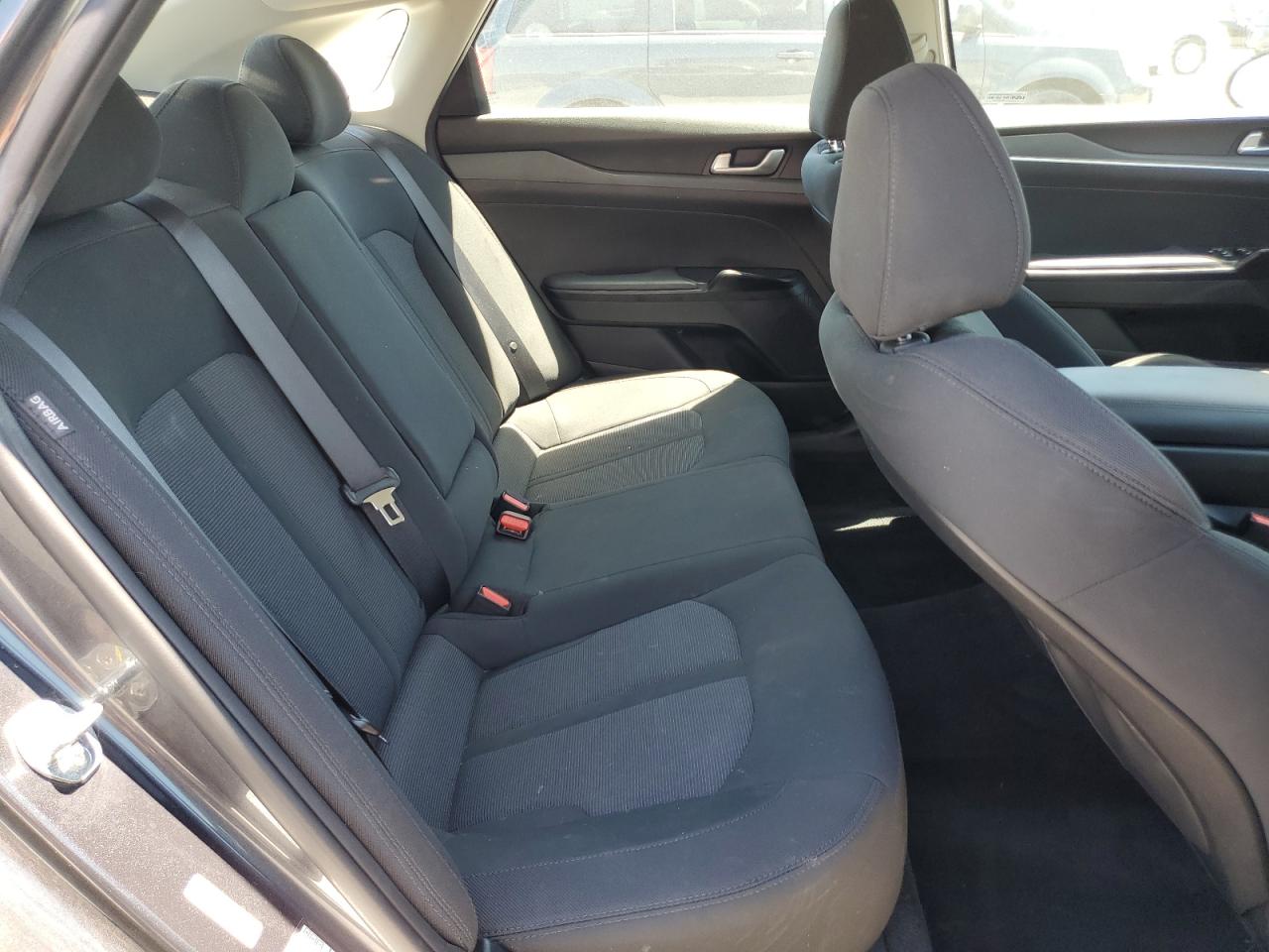 2022 KIA K5 LXS VIN:5XXG14J26NG137405