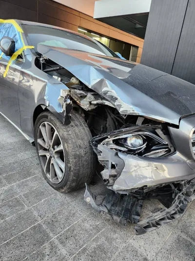 2018 Mercedes-Benz E 300 VIN: