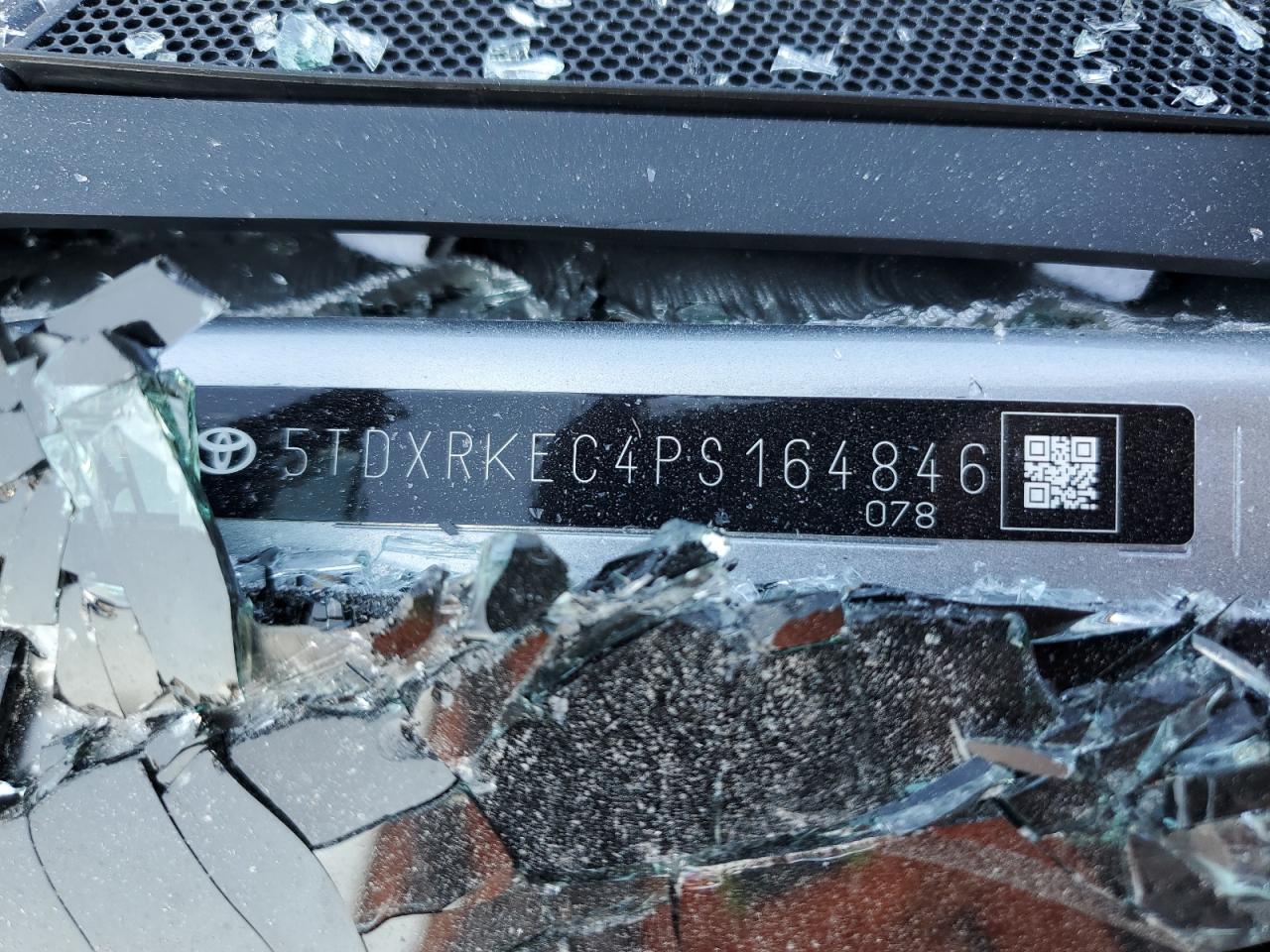 2023 TOYOTA SIENNA XSE VIN:5TDXRKEC4PS164846