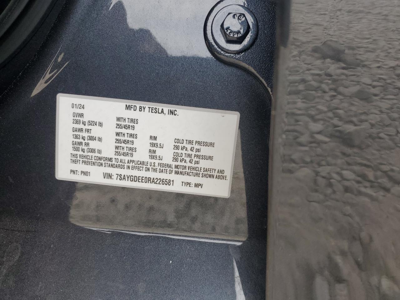 2024 TESLA MODEL Y VIN:7SAYGDEE0RA226581