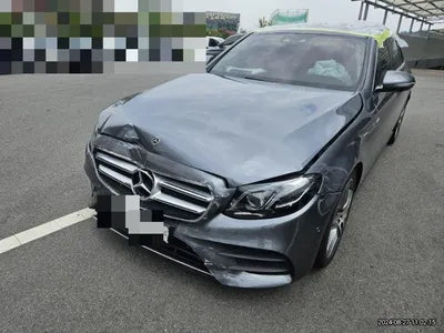 2017 Mercedes-Benz E 300 VIN: