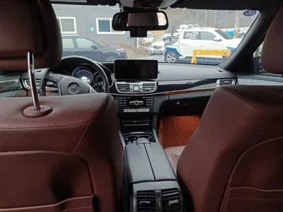 2015 Mercedes-Benz E 220 WDDHF0AB7FB163281 VIN:WDDHF0AB7FB163281