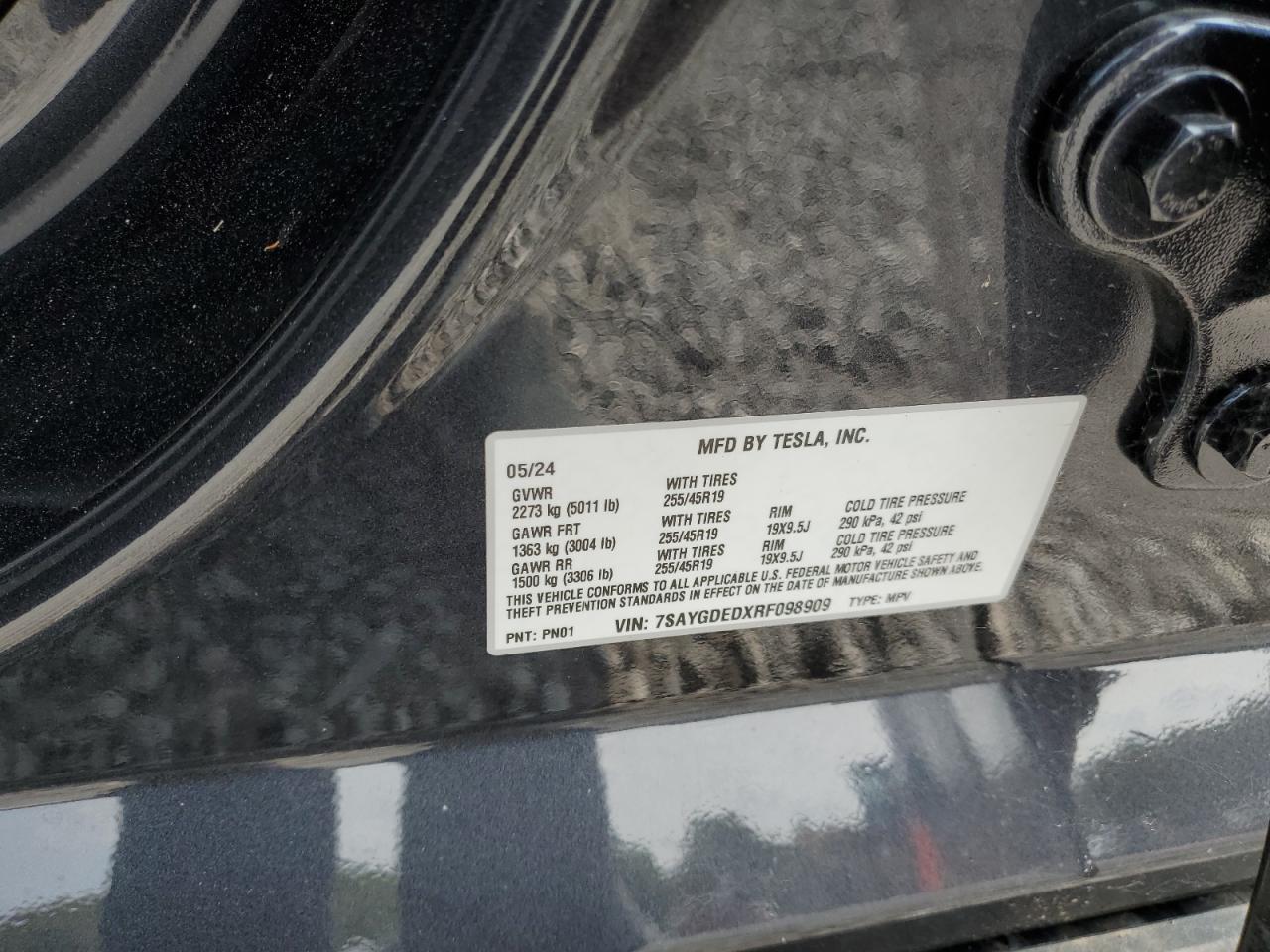 2024 TESLA MODEL Y VIN:7SAYGDEDXRF098909