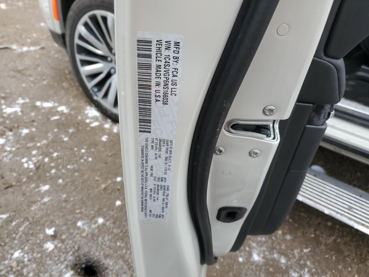 2022 JEEP GRAND WAGONEER SERIES III VIN:1C4SJVGP6NS166038
