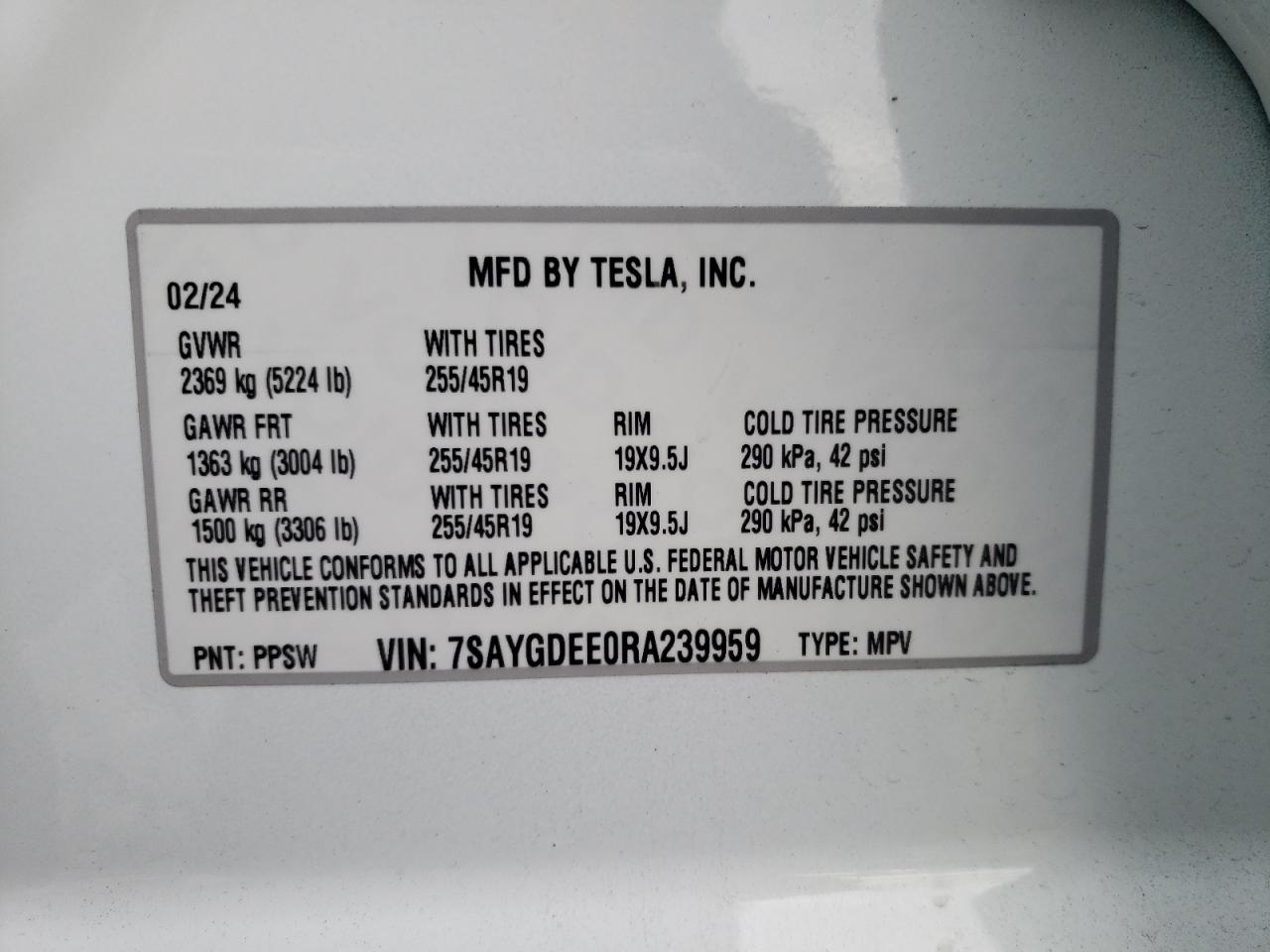 2024 TESLA MODEL Y VIN:7SAYGDEE0RA239959