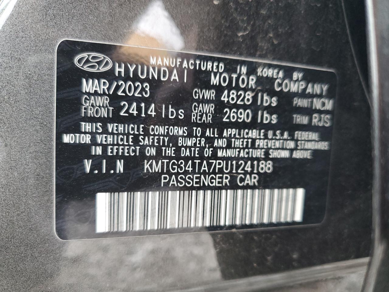 2023 GENESIS G70 BASE VIN:KMTG34TA7PU124188