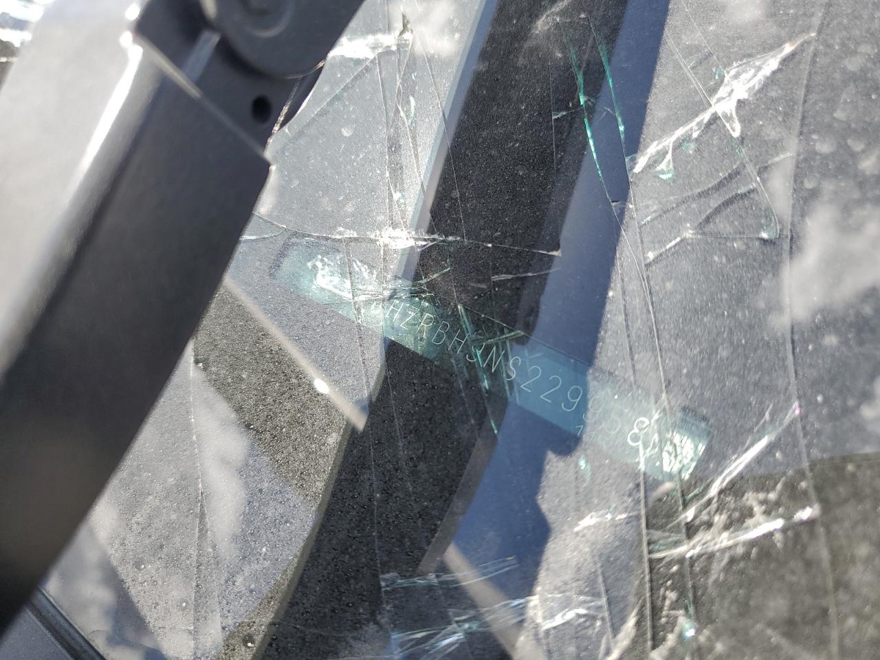 2022 TOYOTA HIGHLANDER XLE VIN:5TDHZRBH9NS229958