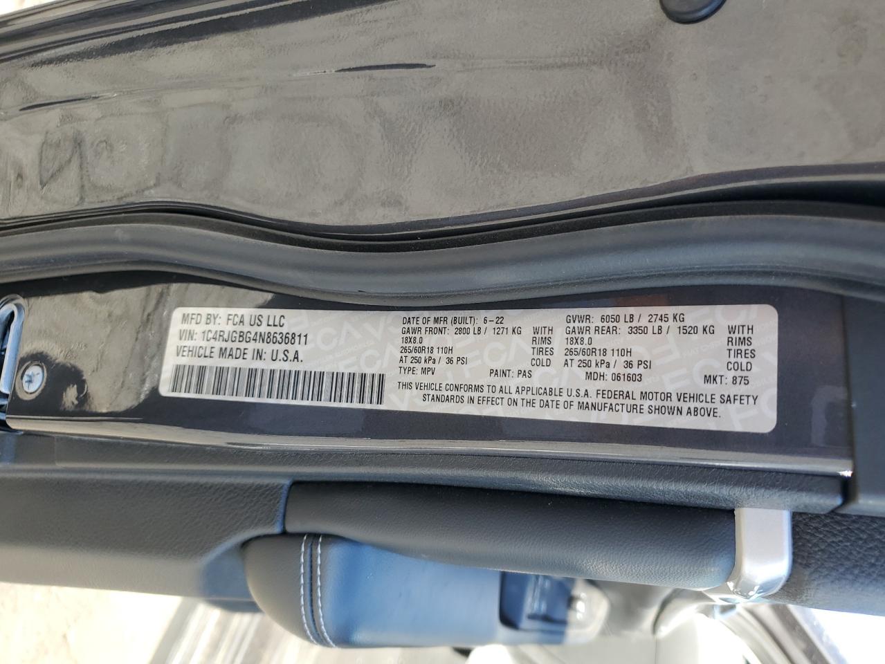 2022 JEEP GRAND CHEROKEE LIMITED VIN:1C4RJGBG4N8636811