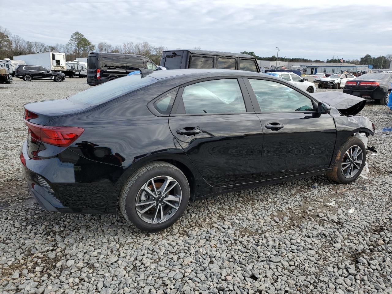 2024 KIA FORTE LX VIN:3KPF24ADXRE807000