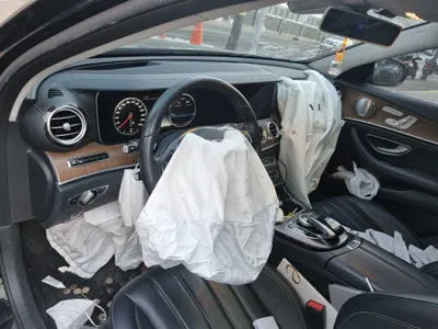 2018 Mercedes-Benz E 300 932KMKMHFF41CBHA5 VIN:932KMKMHFF41CBHA5