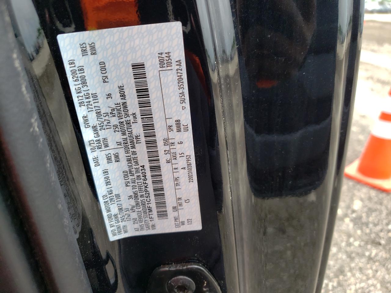 2023 FORD F150 VIN:1FTMF1C52PKF64034