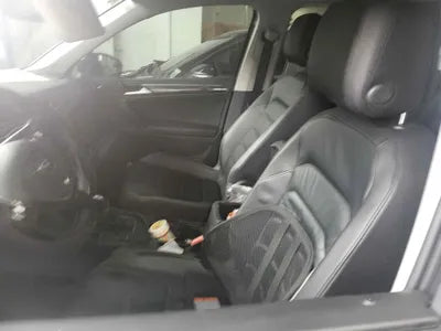 2018 Volkswagen Tiguan WVGZZZ5NZJW920676 VIN:WVGZZZ5NZJW920676