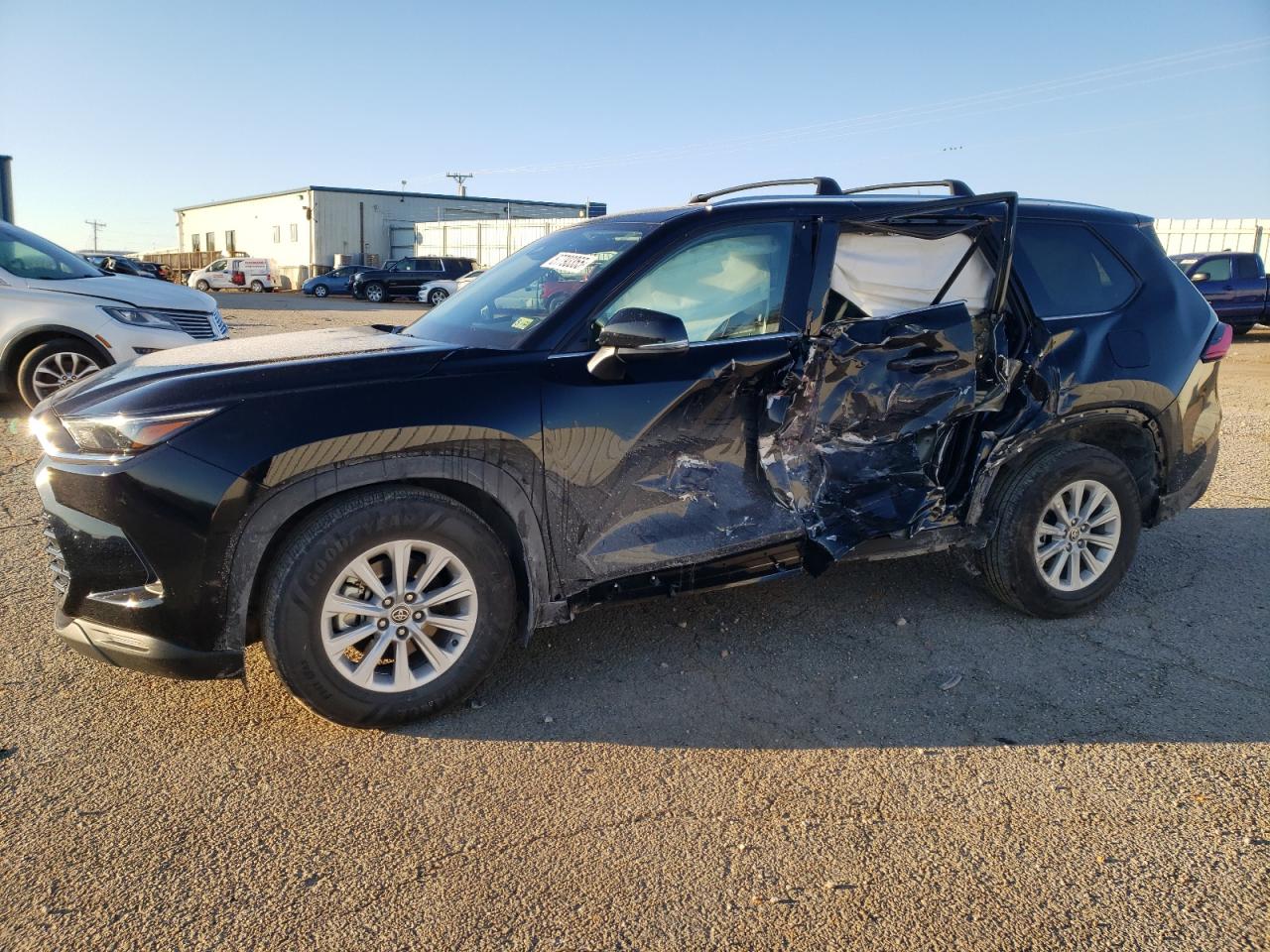 2024 TOYOTA GRAND HIGHLANDER XLE VIN:5TDAAAB54RS055108