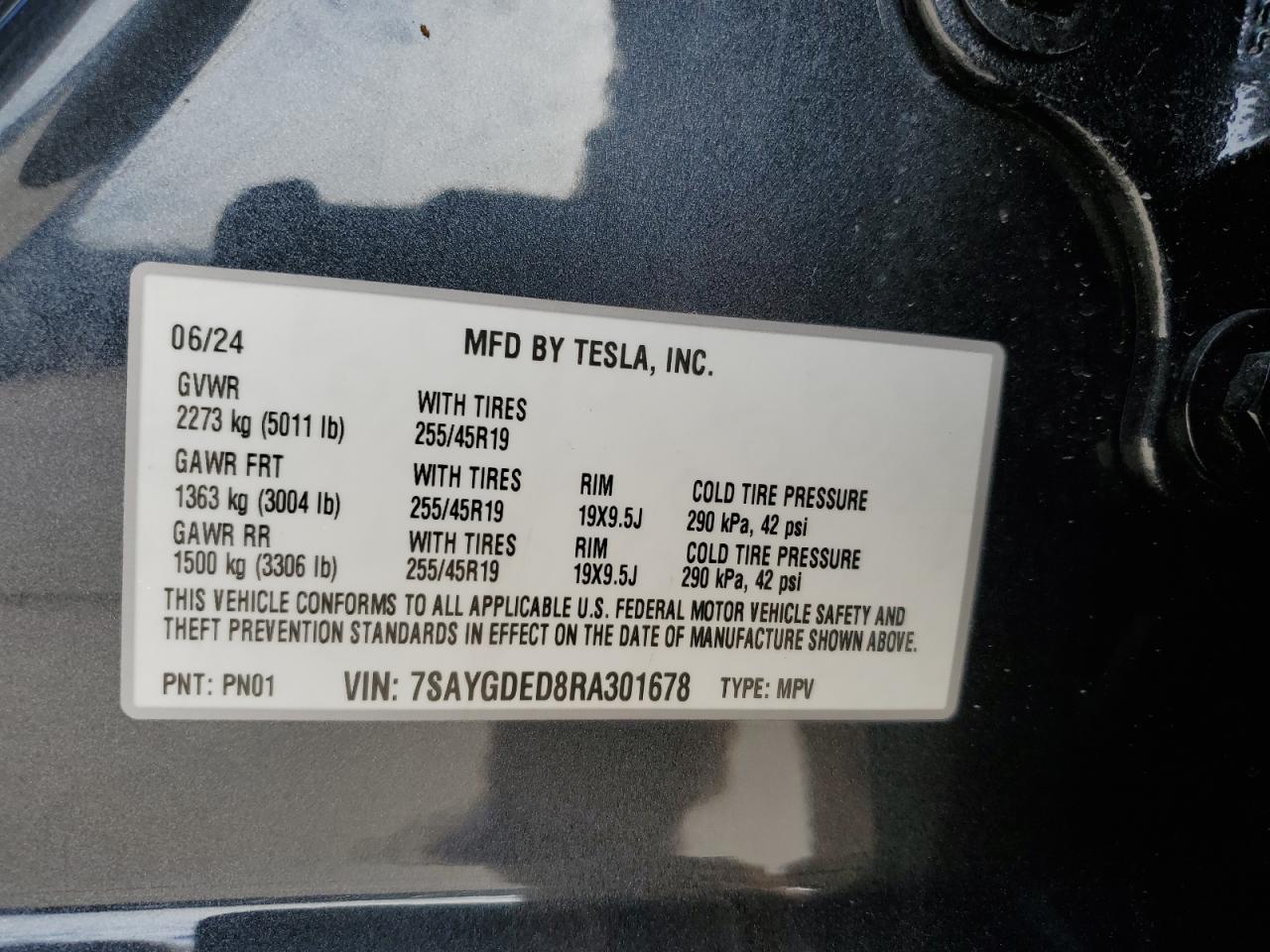 2024 TESLA MODEL Y VIN:7SAYGDED8RA301678