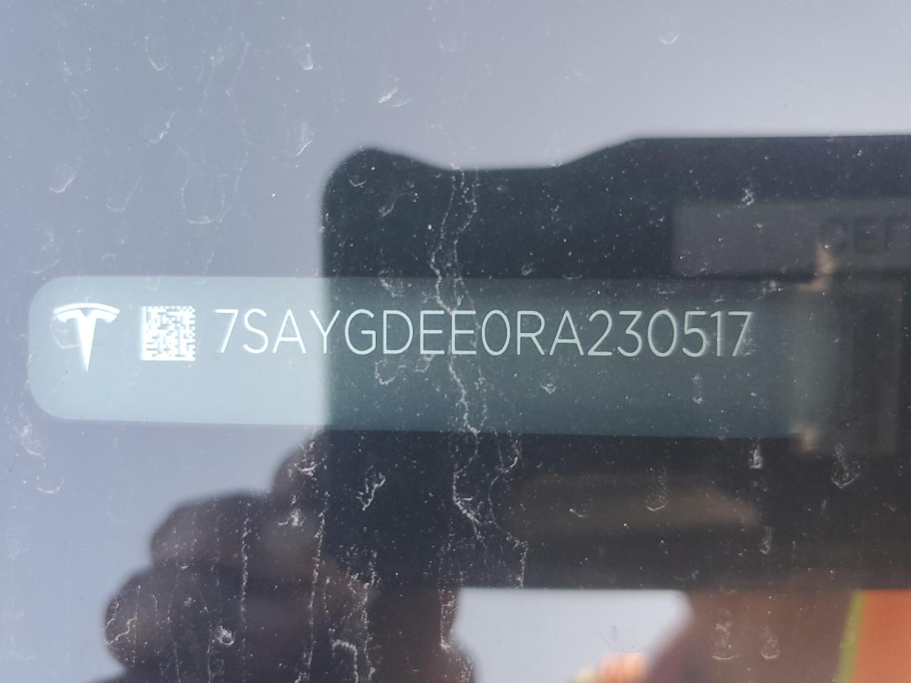 2024 TESLA MODEL Y VIN:7SAYGDEE0RA230517