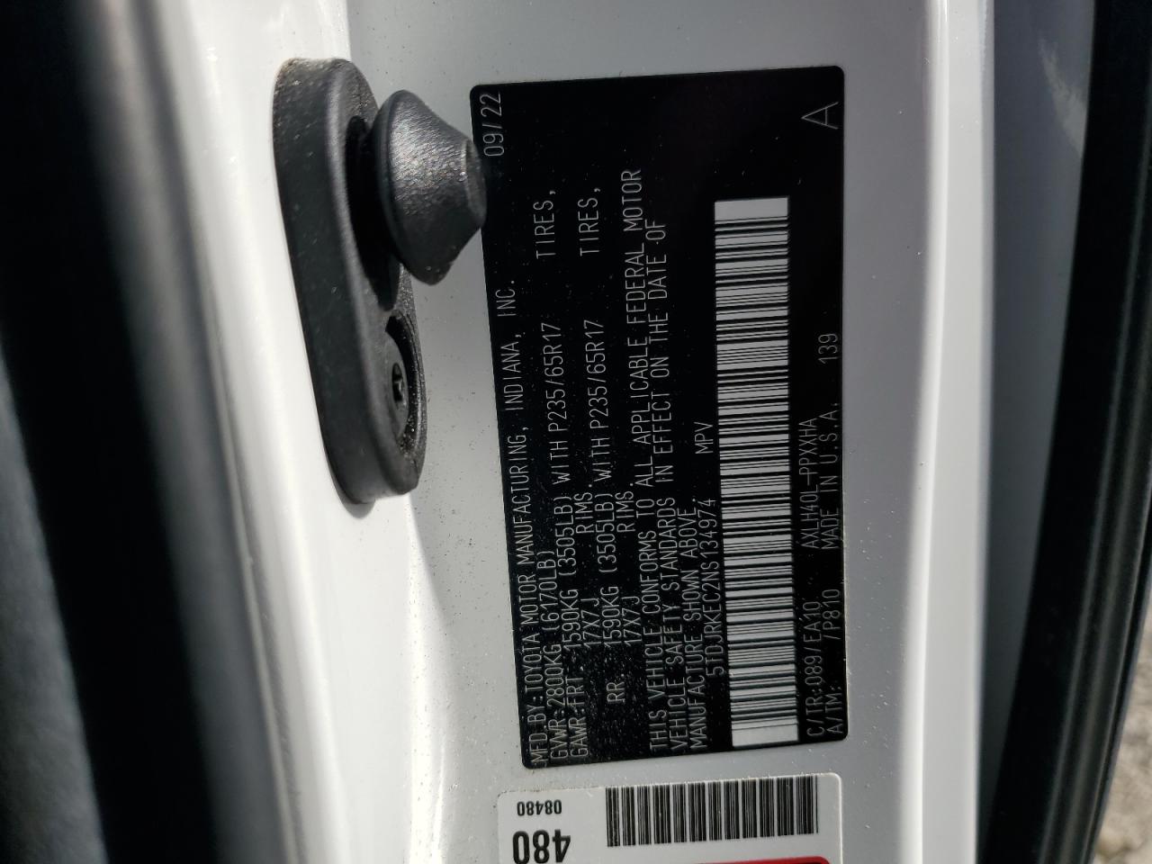 2022 TOYOTA SIENNA XLE VIN:5TDJRKEC2NS134974