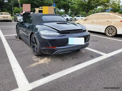 2022 Porsche Boxster VIN: