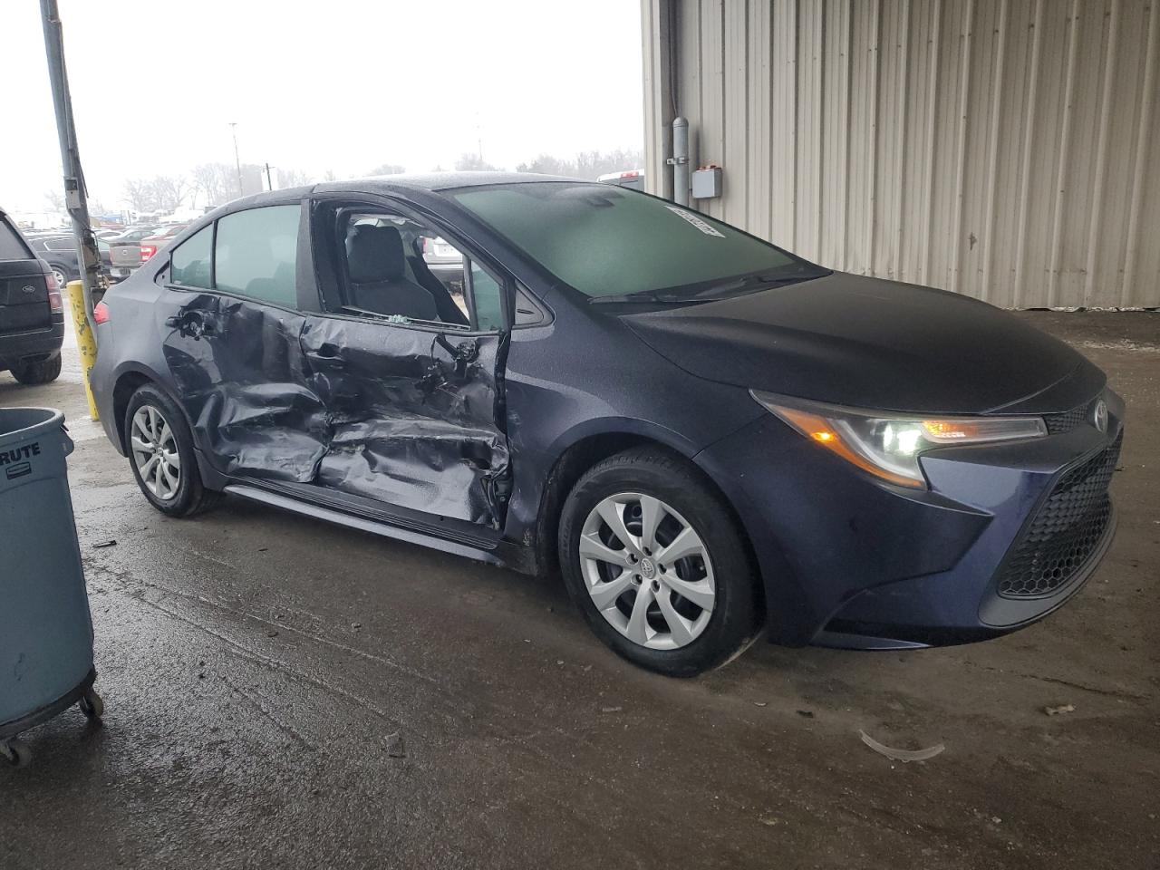 2022 TOYOTA COROLLA LE VIN:5YFEPMAE6NP295475