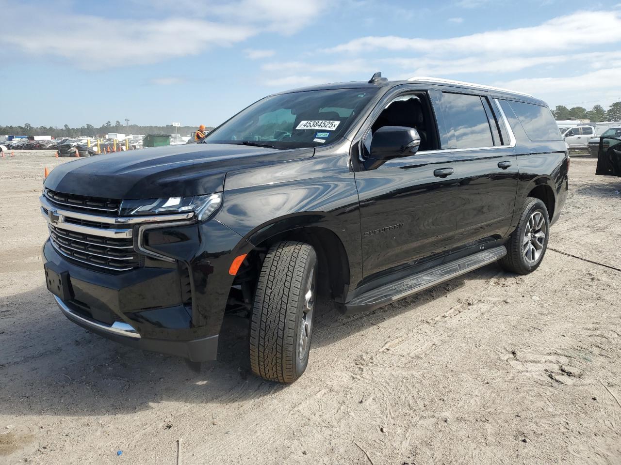 2022 CHEVROLET SUBURBAN C1500 LT VIN:1GNSCCKD1NR102029