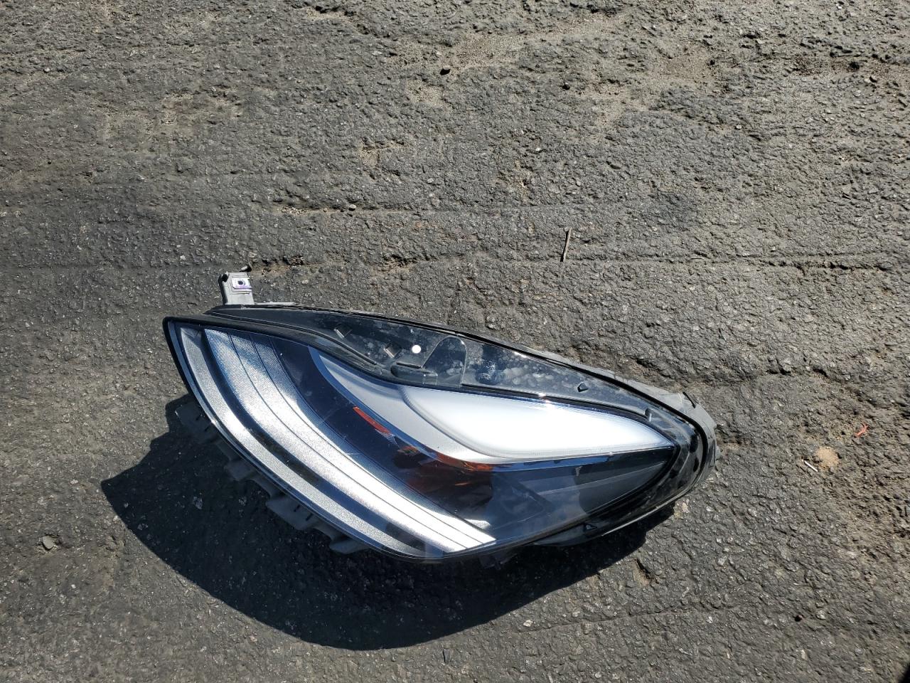 2022 TESLA MODEL 3 VIN:5YJ3E1EB5NF235050