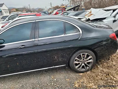 2019 Mercedes-Benz E 300 WDDZF4KB3KA600347 VIN:WDDZF4KB3KA600347