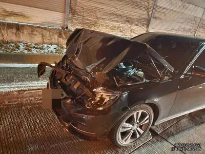 2015 Mercedes-Benz E 200 VIN: