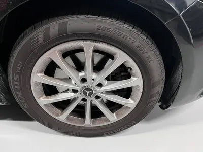 2019 Mercedes-Benz A 220 VIN: