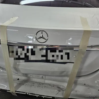 2017 Mercedes-Benz E 300 VIN: