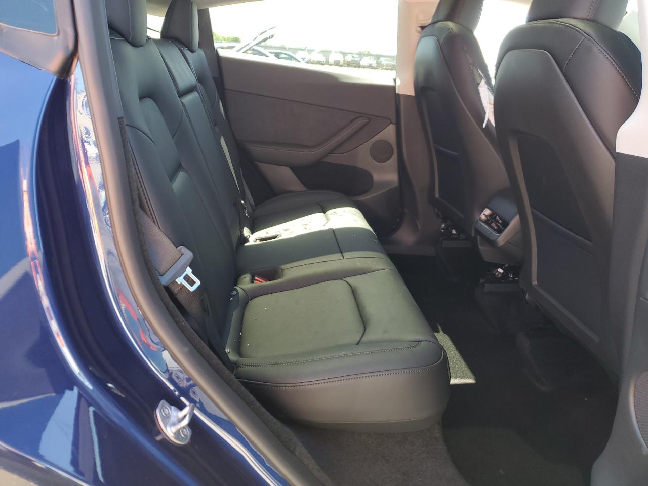 2024 TESLA MODEL Y VIN:7SAYGDED7RF044189
