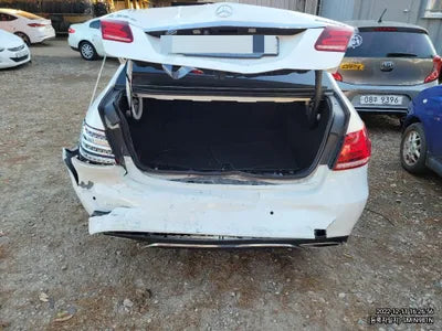 2015 Mercedes-Benz E 250 VIN: