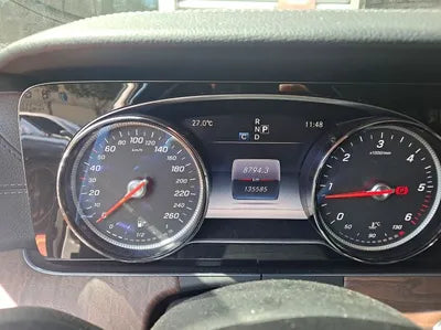 2016 Mercedes-Benz E 220 VIN: