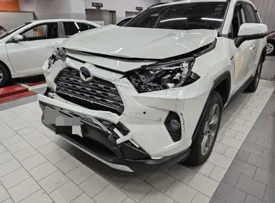 2019 Toyota RAV4 VIN: