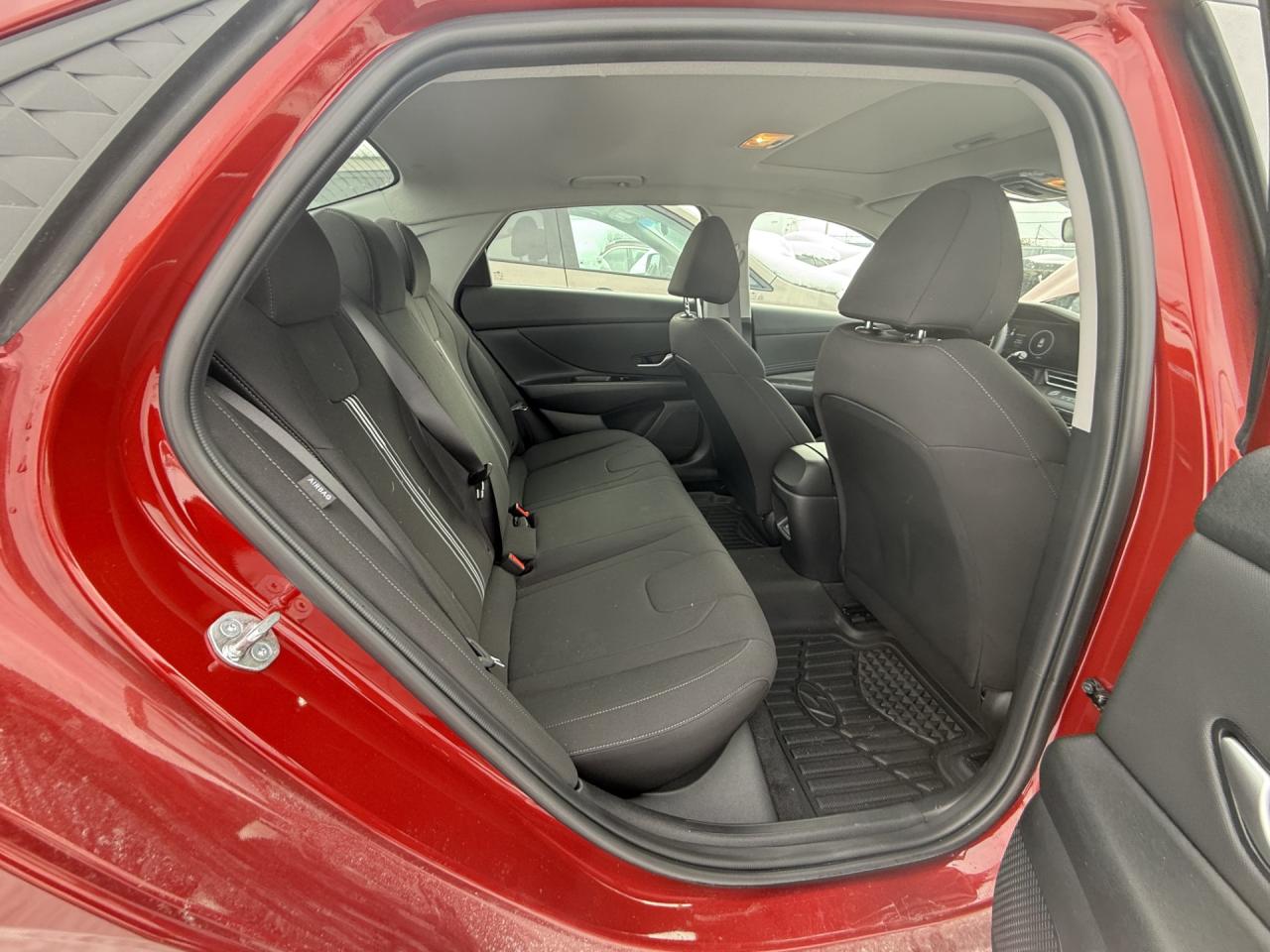 2024 HYUNDAI ELANTRA SEL VIN:KMHLM4DG2RU668089