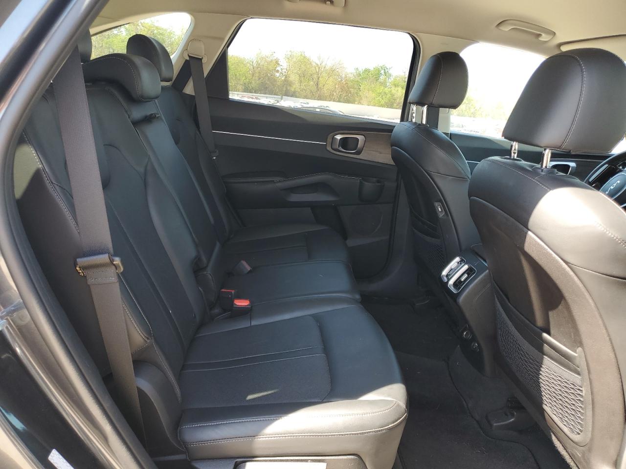 2022 KIA SORENTO S VIN:5XYRLDLC5NG105730