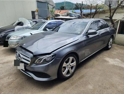2016 Mercedes-Benz E 200 VIN:
