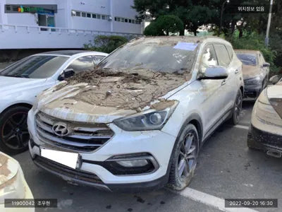 2017 Hyundai Santa FE KMHSW81UBHU763945 VIN:KMHSW81UBHU763945