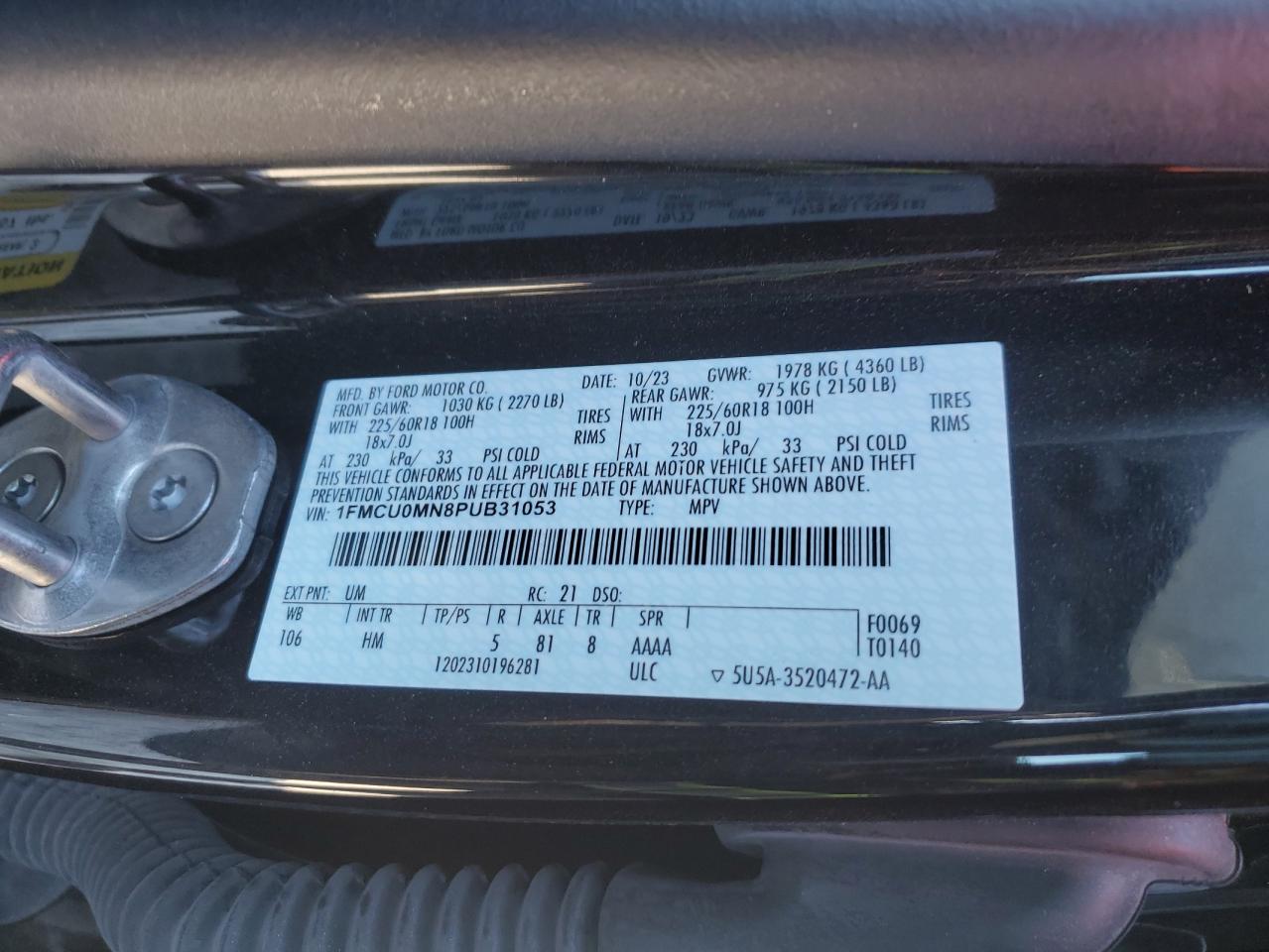 2023 FORD ESCAPE ST LINE VIN:1FMCU0MN8PUB31053