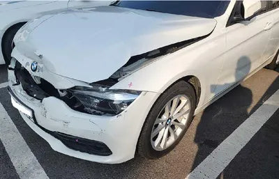 2016 BMW 320 WBA8C5103GK636106 VIN:WBA8C5103GK636106