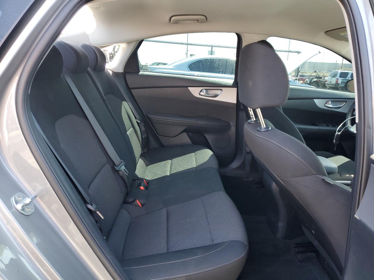 2022 KIA FORTE FE VIN:3KPF24AD2NE501645