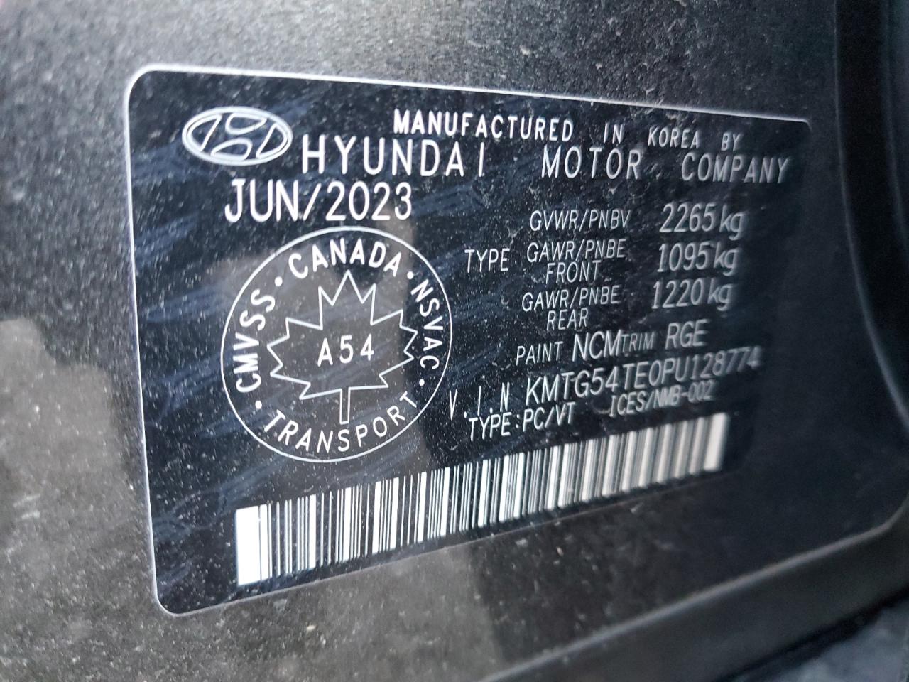 2023 GENESIS G70 BASE VIN:KMTG54TE0PU128774