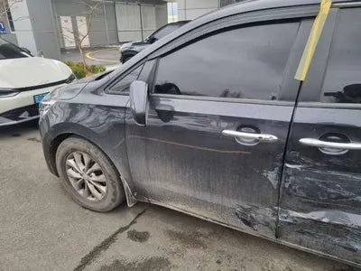 2018 Kia Carnival KNHMF37ABKS455828 VIN:KNHMF37ABKS455828