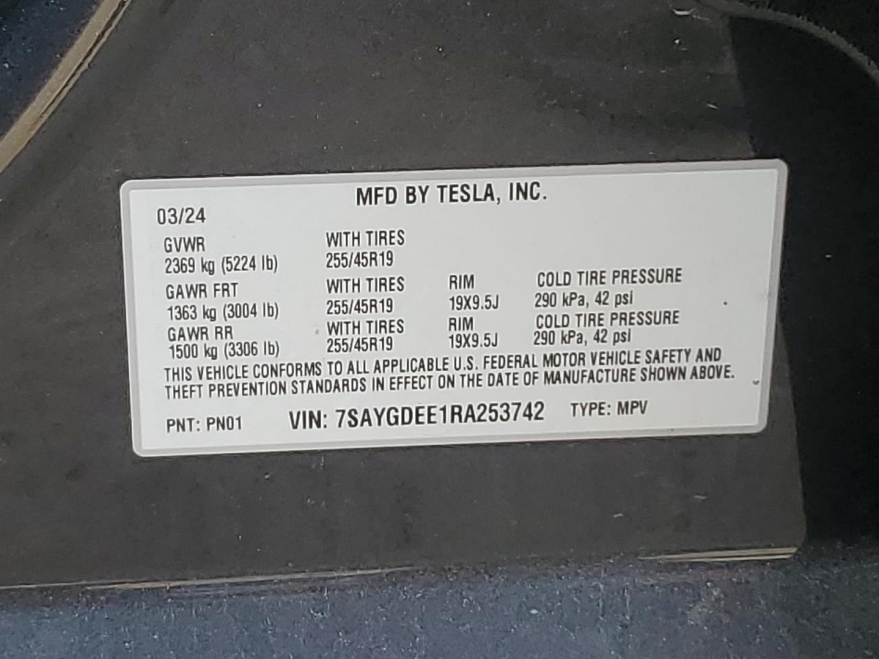 2024 TESLA MODEL Y VIN:7SAYGDEE1RA253742