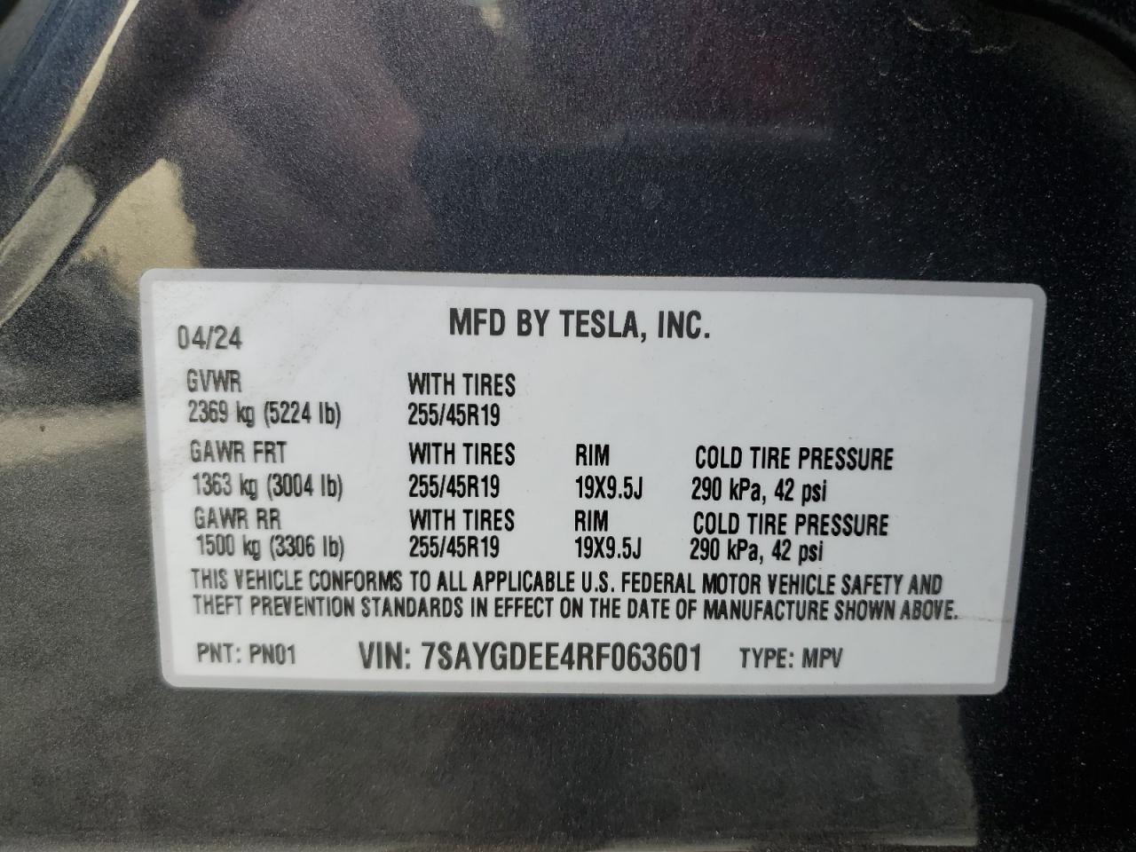 2024 TESLA MODEL Y VIN:7SAYGDEE4RF063601
