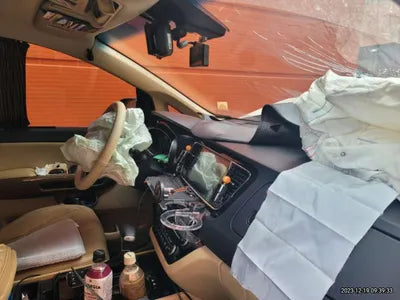 2017 Kia Carnival 880KMKNAME81ABHS2 VIN:880KMKNAME81ABHS2